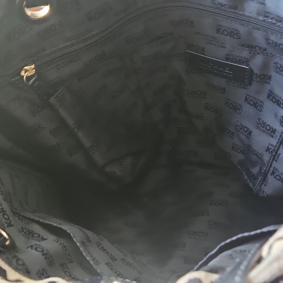 Michael Kors tote - Picture 4 of 4